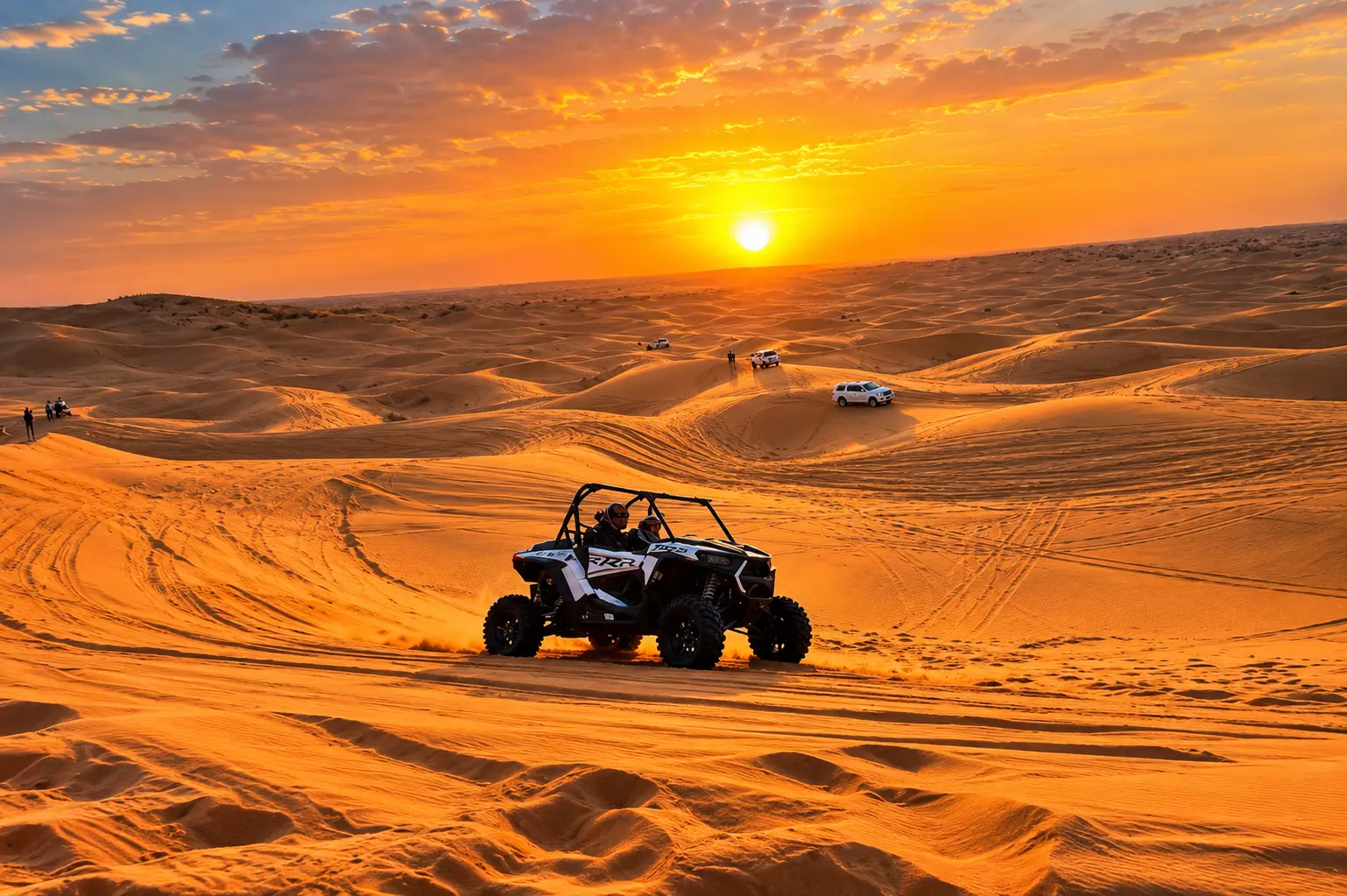 Golden hour over the dunes, the best time for a desert safari in Dubai